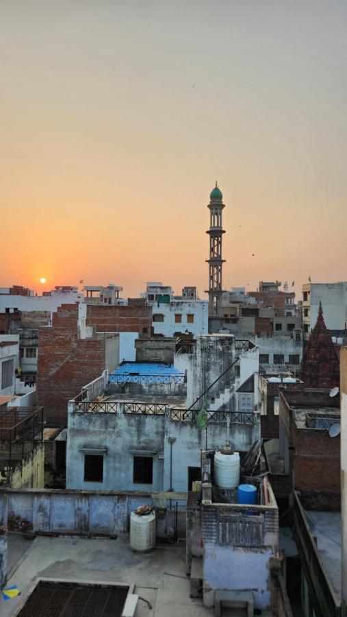 Banaras Gully House 500 Ft From The Ghats Varanasi Ngoại thất bức ảnh