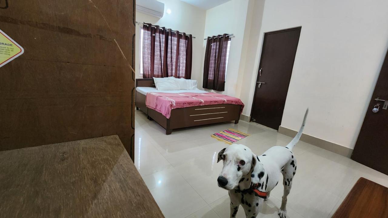 Banaras Gully House 500 Ft From The Ghats Varanasi Ngoại thất bức ảnh