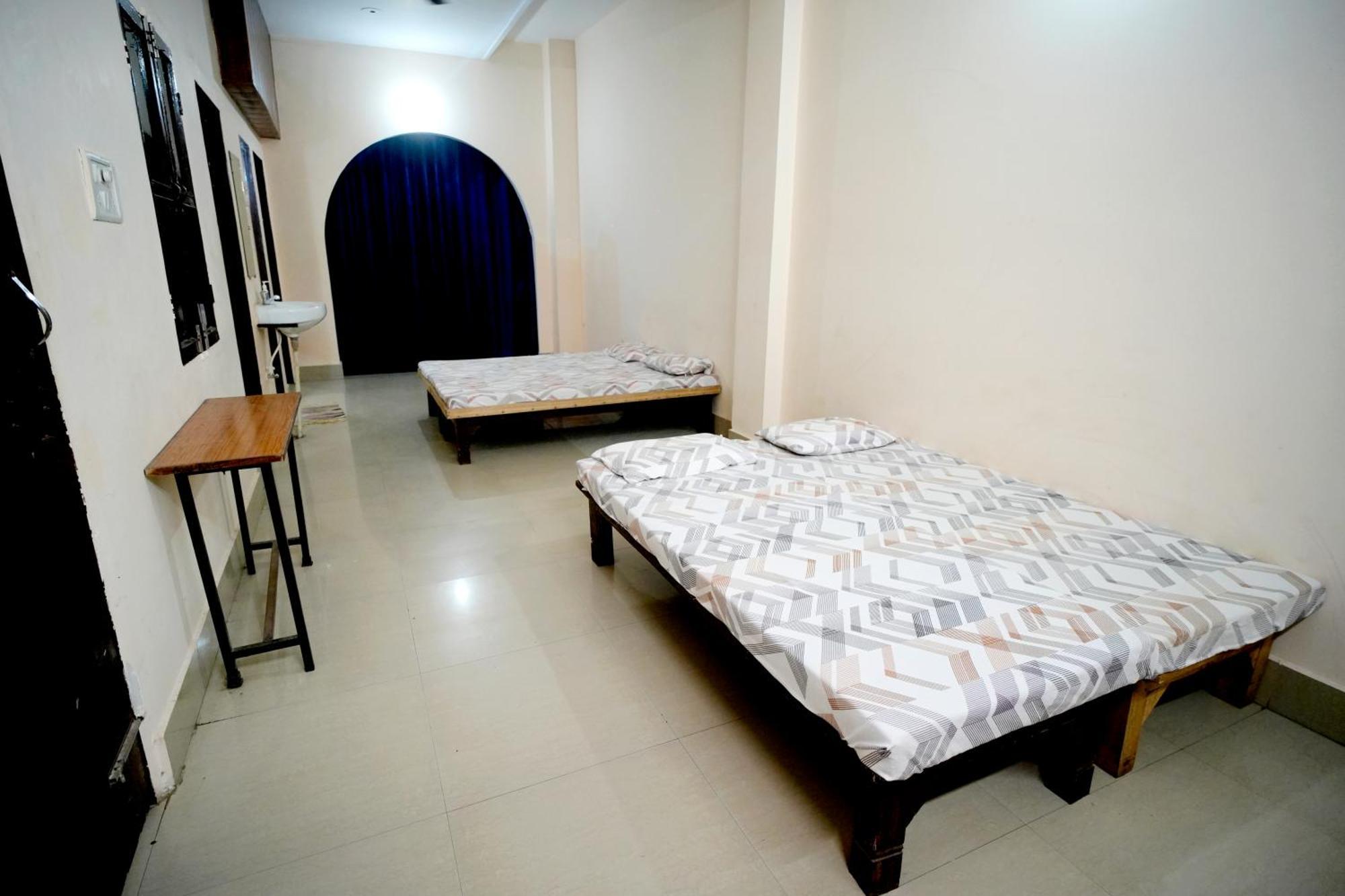Banaras Gully House 500 Ft From The Ghats Varanasi Ngoại thất bức ảnh