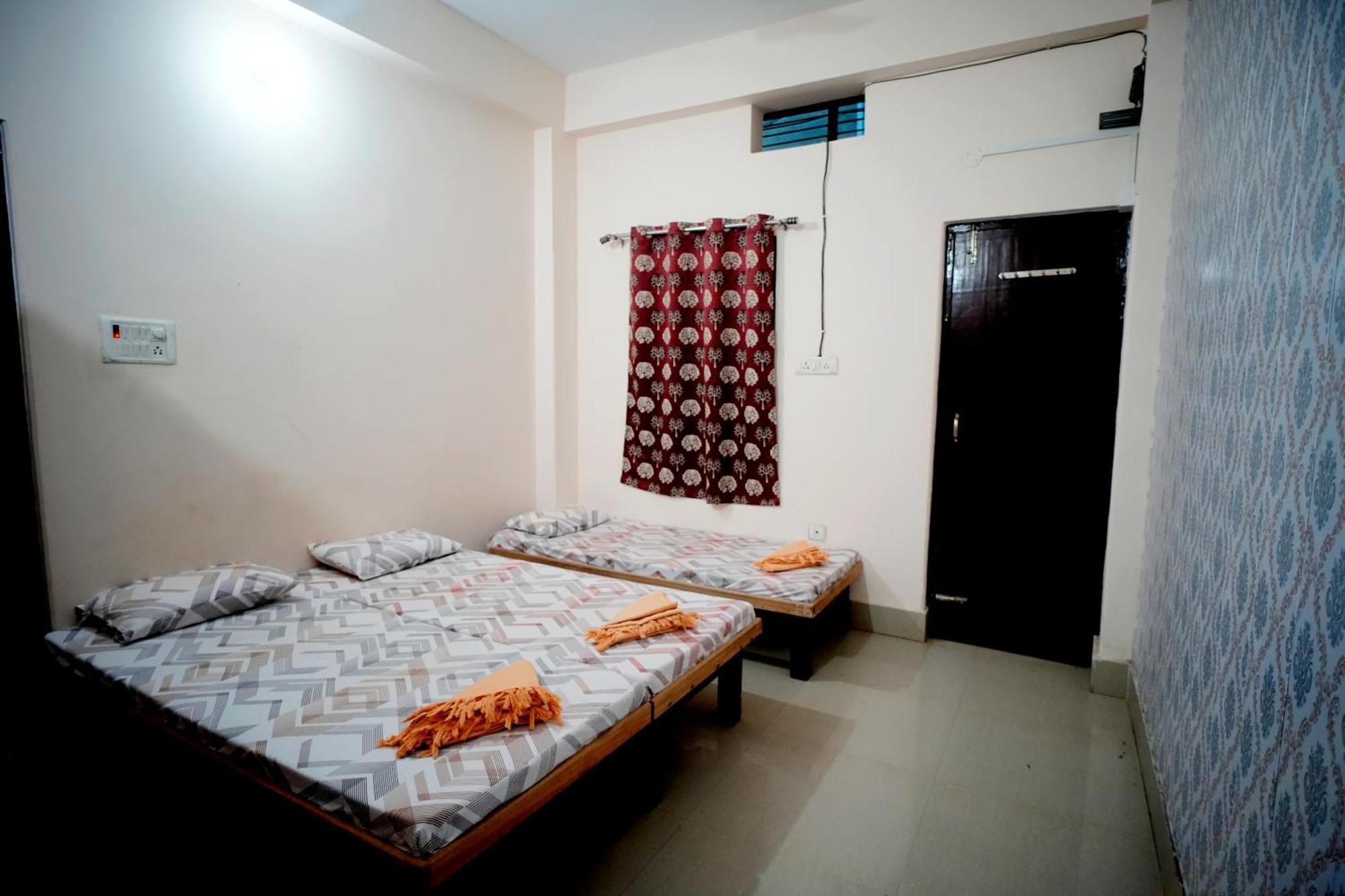 Banaras Gully House 500 Ft From The Ghats Varanasi Ngoại thất bức ảnh