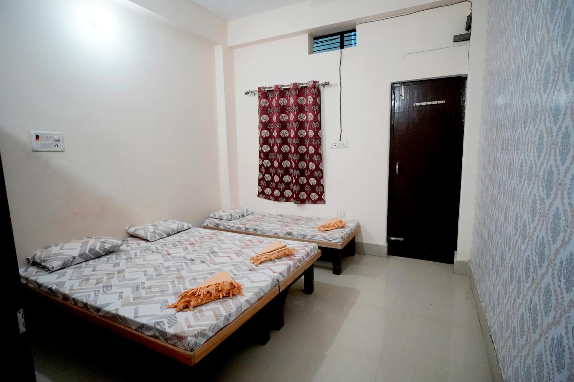 Banaras Gully House 500 Ft From The Ghats Varanasi Ngoại thất bức ảnh