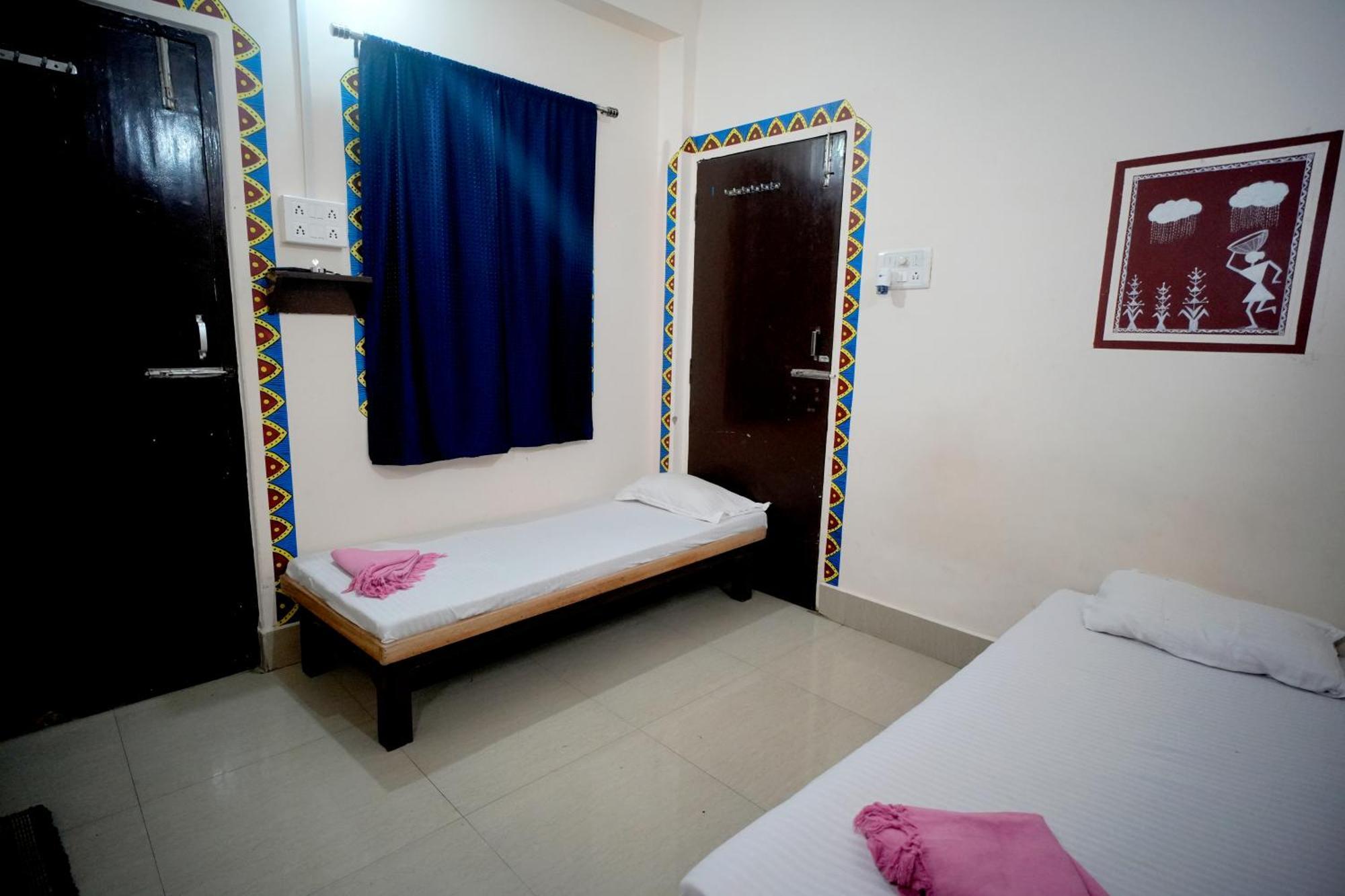 Banaras Gully House 500 Ft From The Ghats Varanasi Ngoại thất bức ảnh