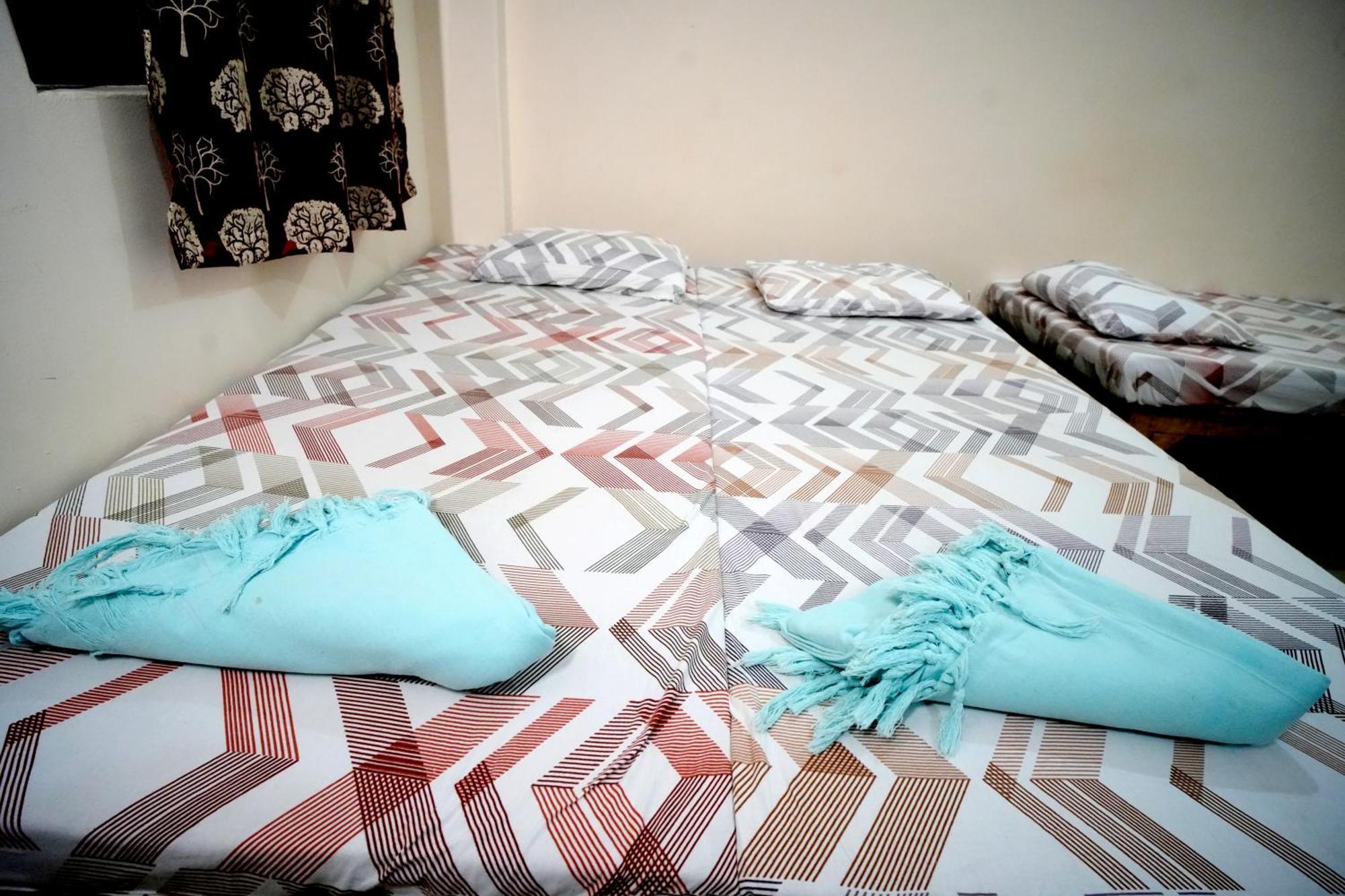 Banaras Gully House 500 Ft From The Ghats Varanasi Ngoại thất bức ảnh
