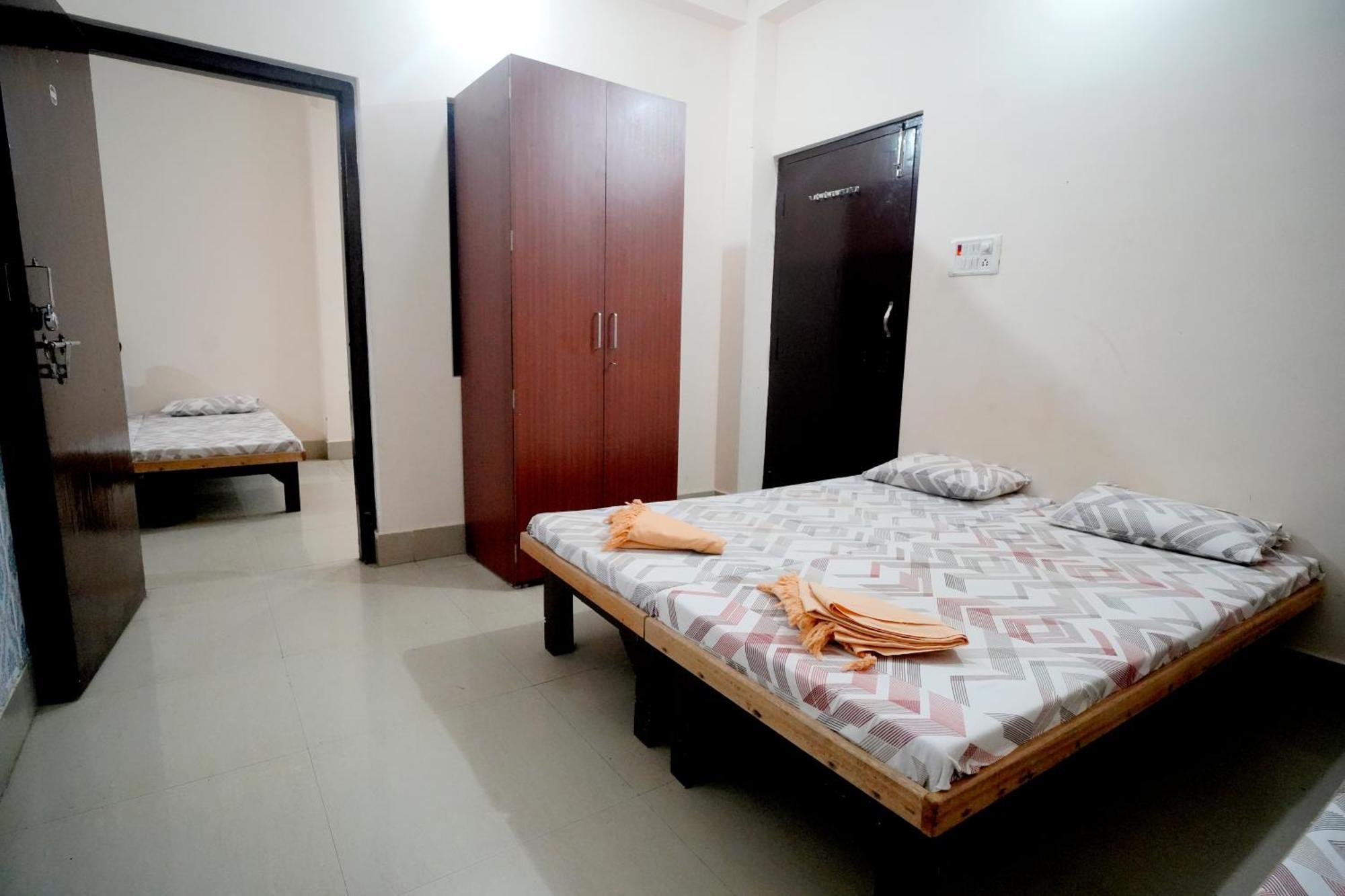 Banaras Gully House 500 Ft From The Ghats Varanasi Ngoại thất bức ảnh