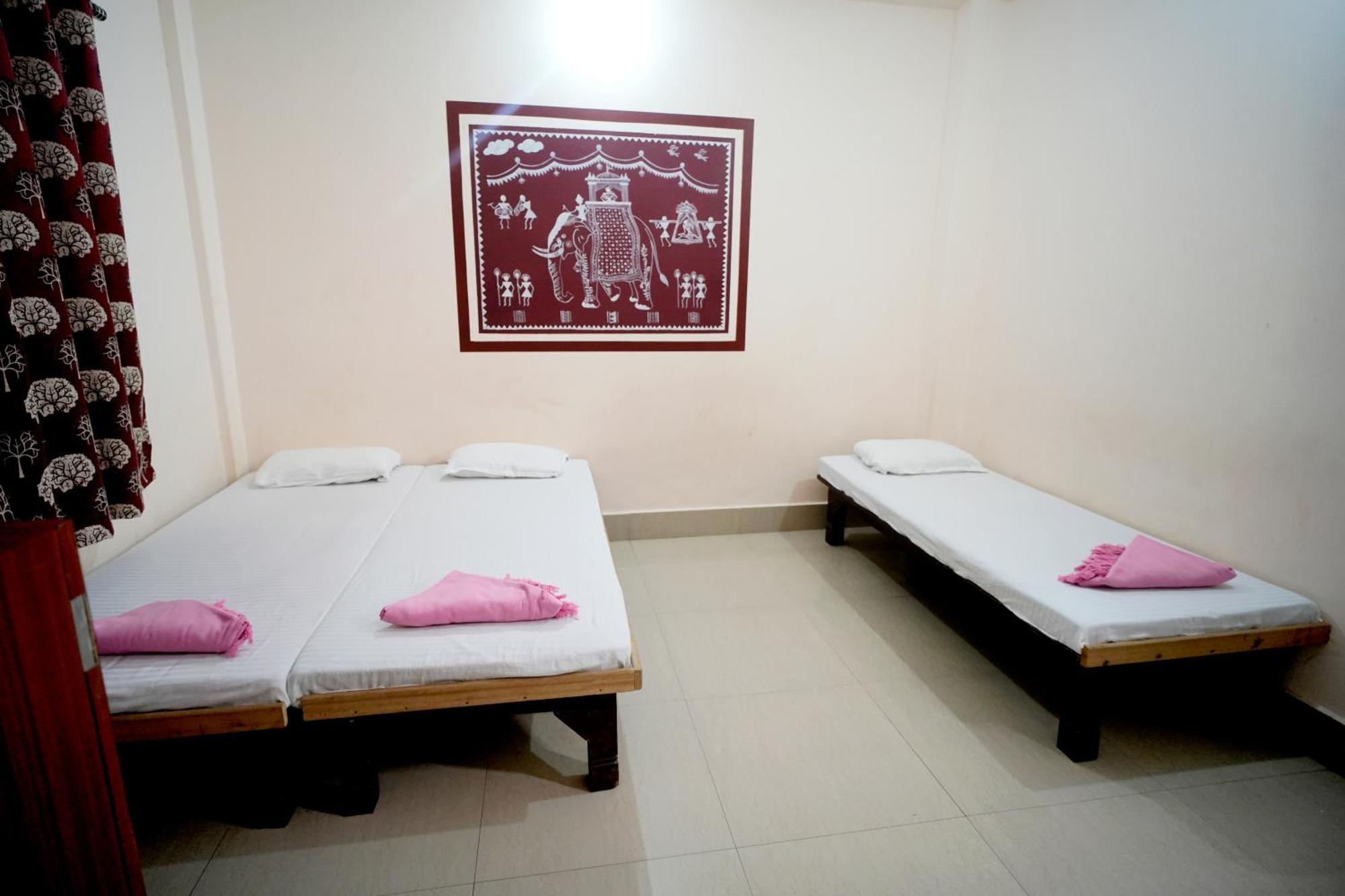 Banaras Gully House 500 Ft From The Ghats Varanasi Ngoại thất bức ảnh